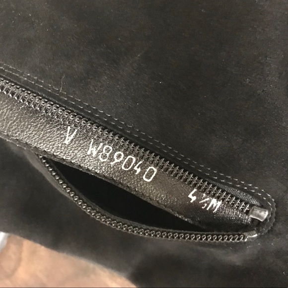 Auth $798 Stuart Weitzman HILO Black Suede Sz 4.5M - Picture 3 of 6